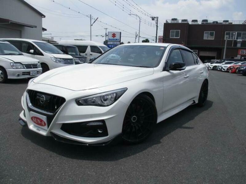 NISSAN SKYLINE