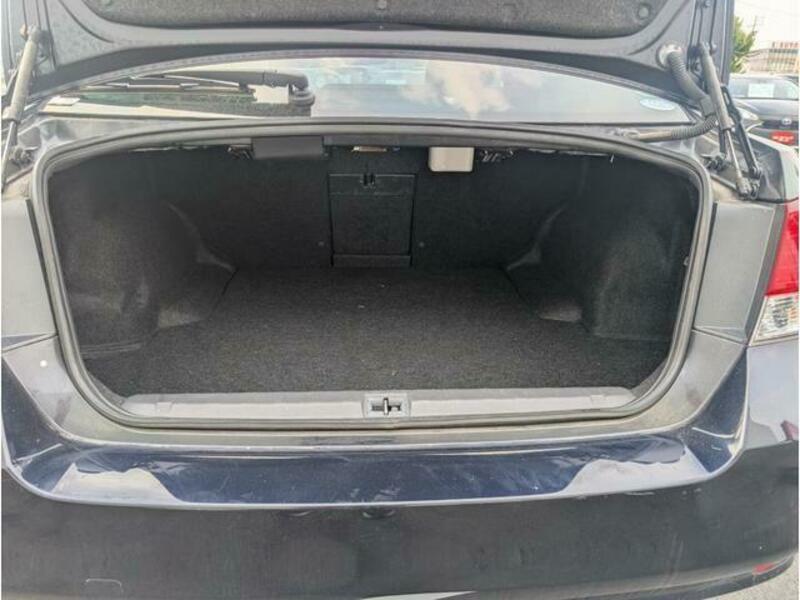 LEGACY B4