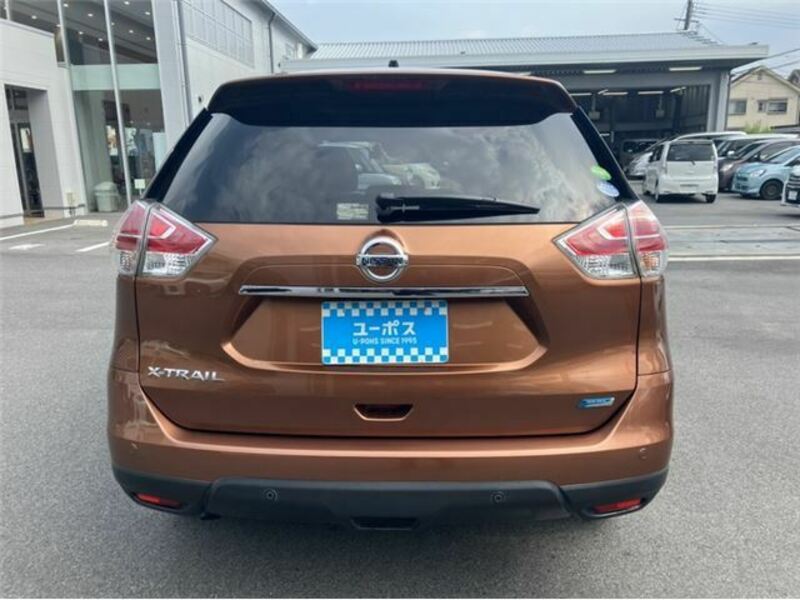X-TRAIL