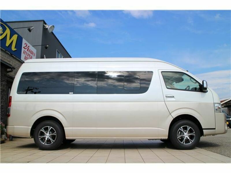 HIACE