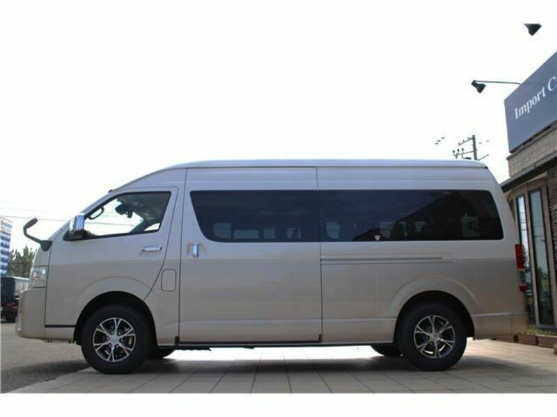 HIACE