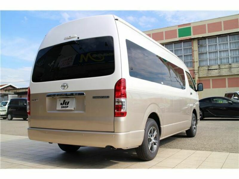 HIACE