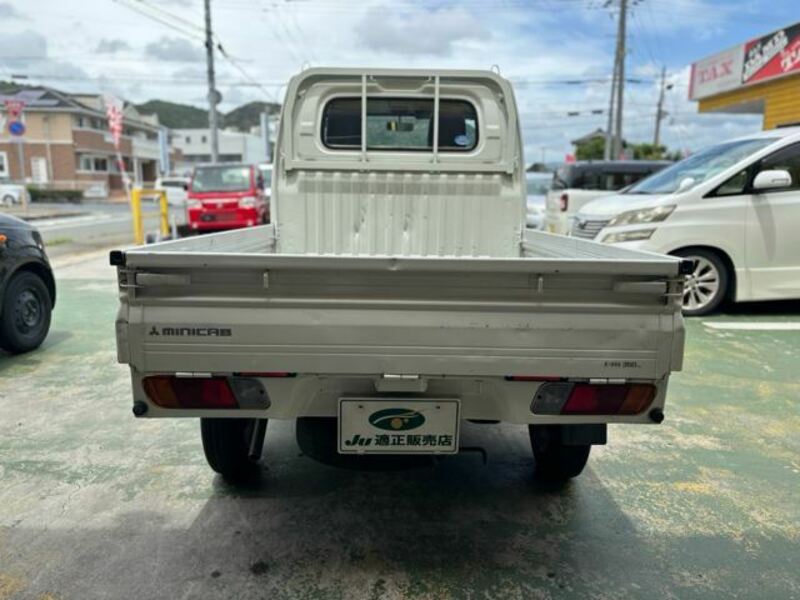 MINICAB TRUCK
