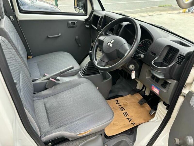 MINICAB TRUCK