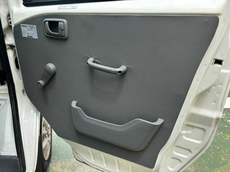 MINICAB TRUCK