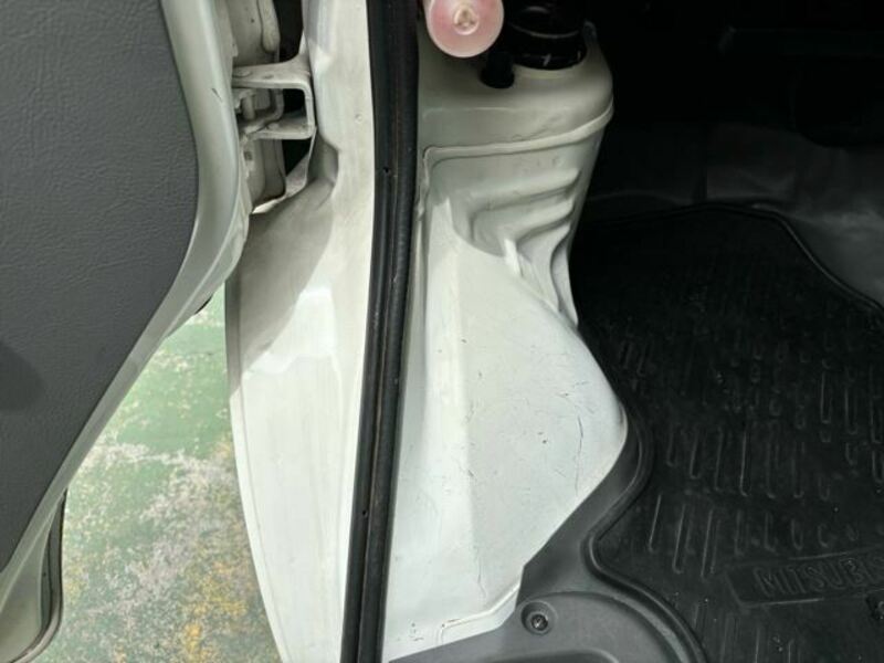 MINICAB TRUCK