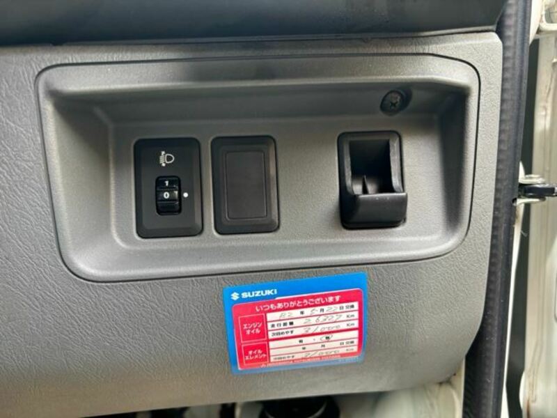 MINICAB TRUCK