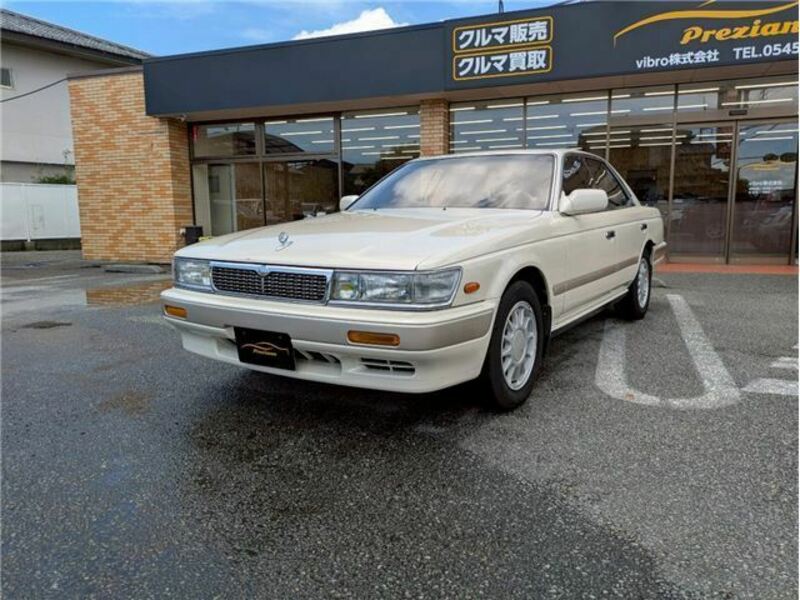 NISSAN LAUREL
