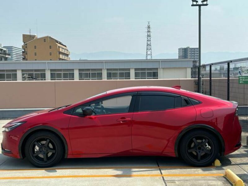 PRIUS PHV