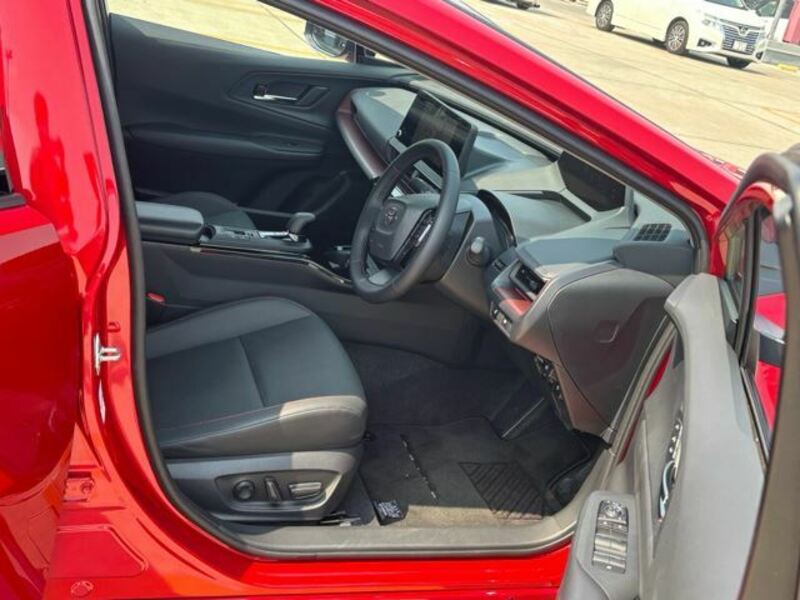 PRIUS PHV