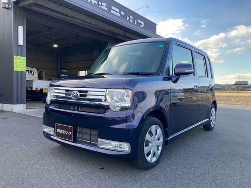 TOYOTA PIXIS SPACE