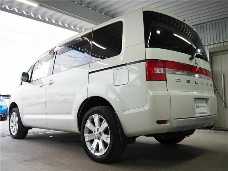 DELICA D5