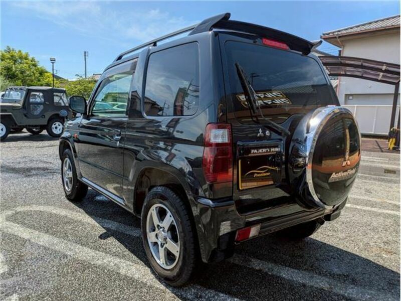 PAJERO MINI
