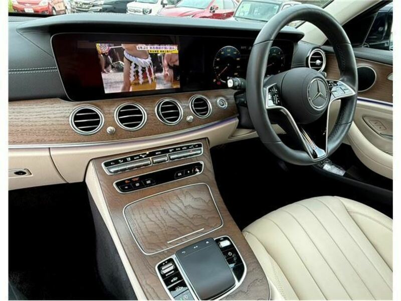 E-CLASS