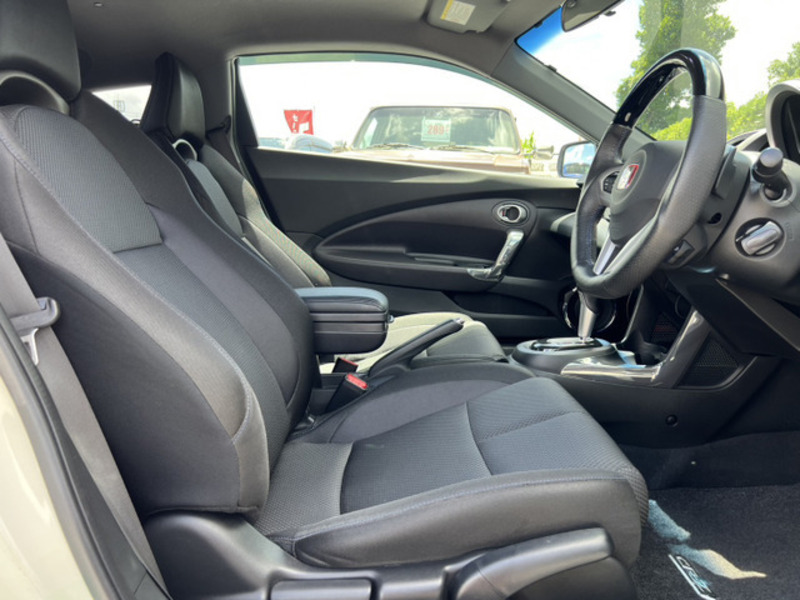 CR-Z