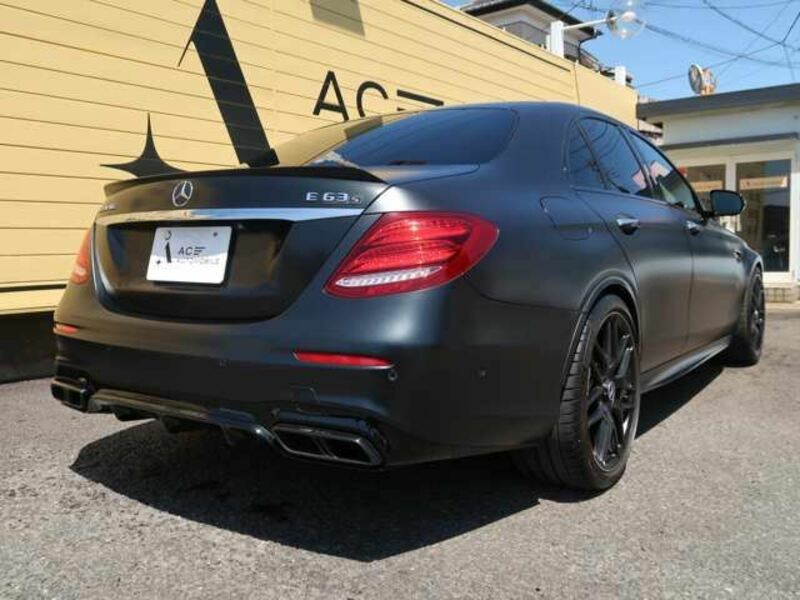 E-CLASS