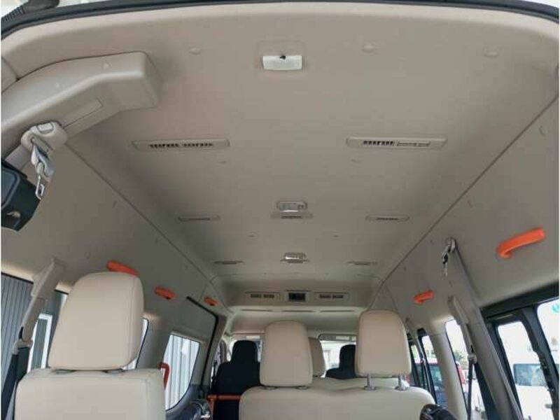 NV350 CARAVAN