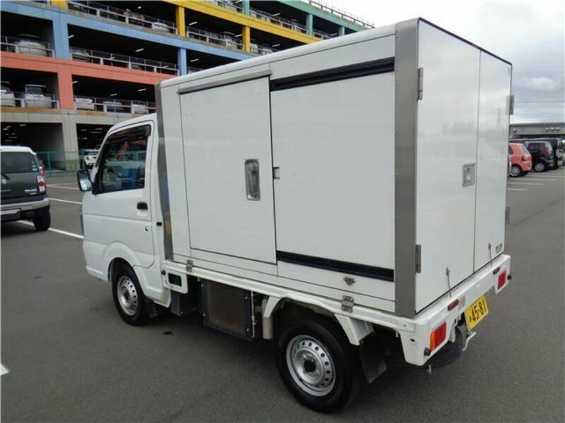 CARRY TRUCK