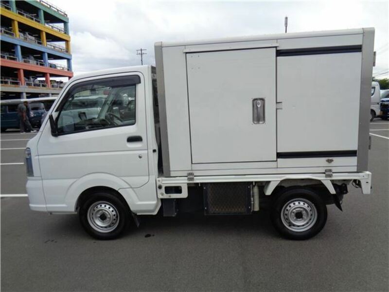 CARRY TRUCK