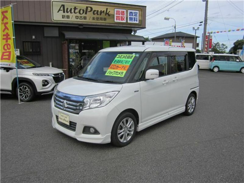 MITSUBISHI DELICA D2