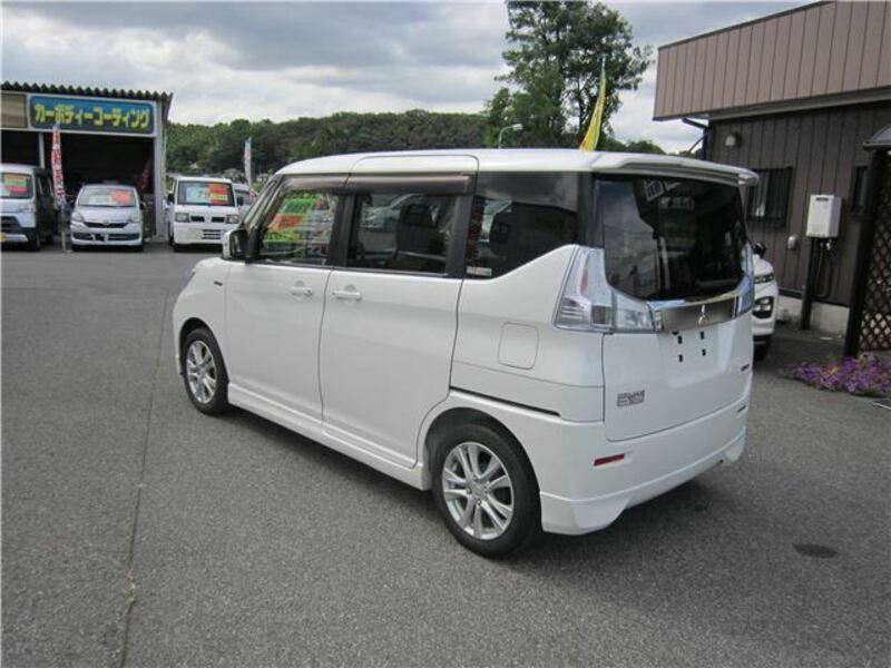 DELICA D2
