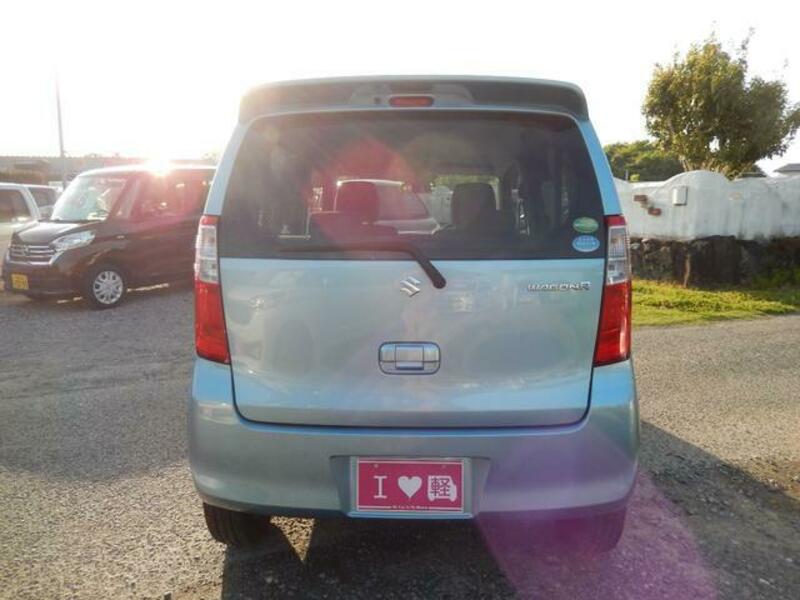WAGON R