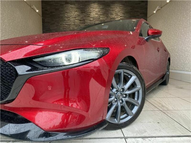 MAZDA3