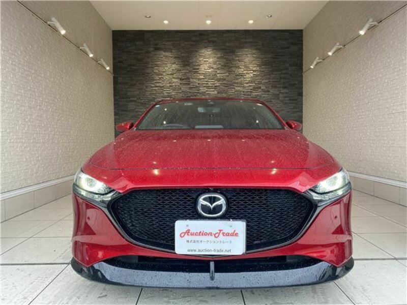 MAZDA3