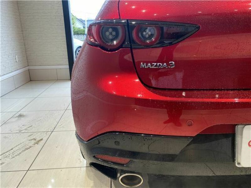 MAZDA3