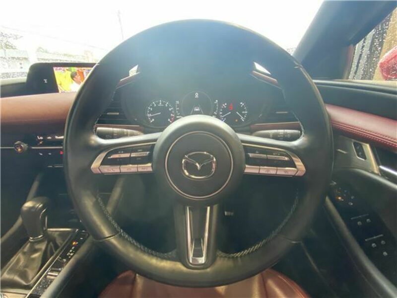 MAZDA3
