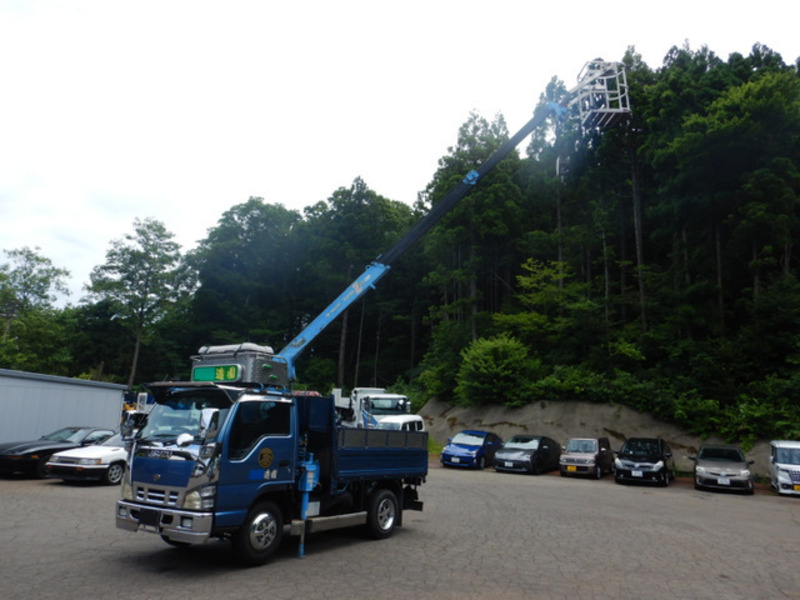 ISUZU ELF