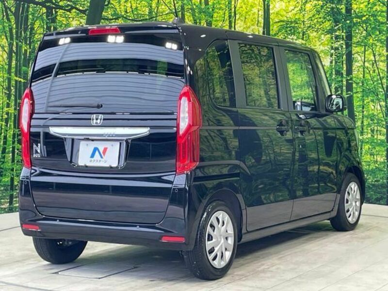 N BOX