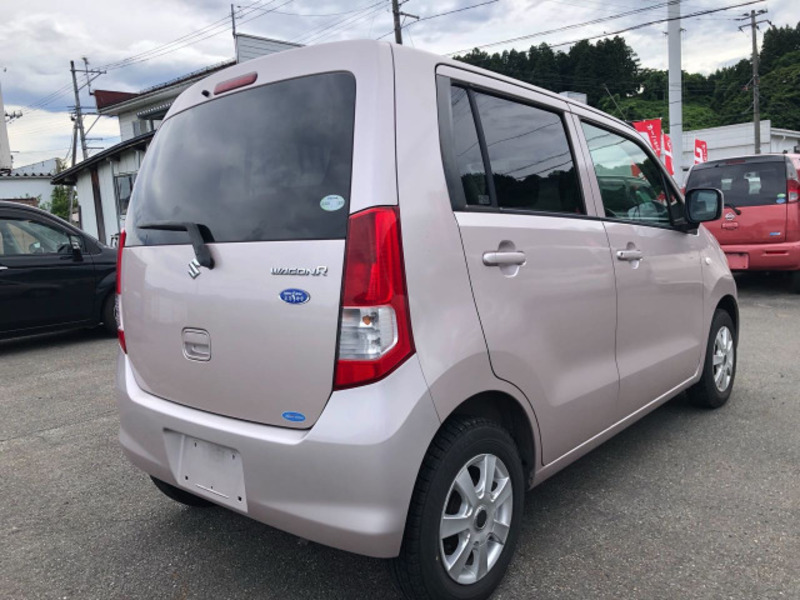 WAGON R