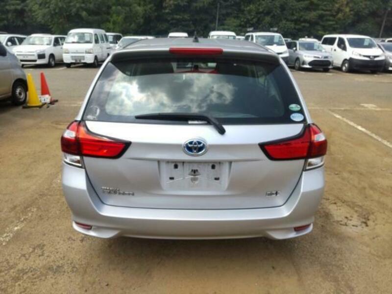 COROLLA FIELDER