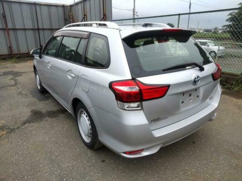 COROLLA FIELDER