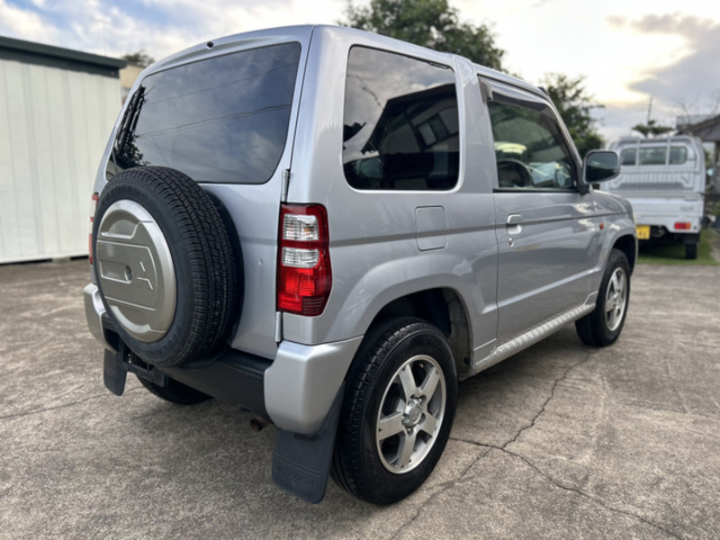 PAJERO MINI