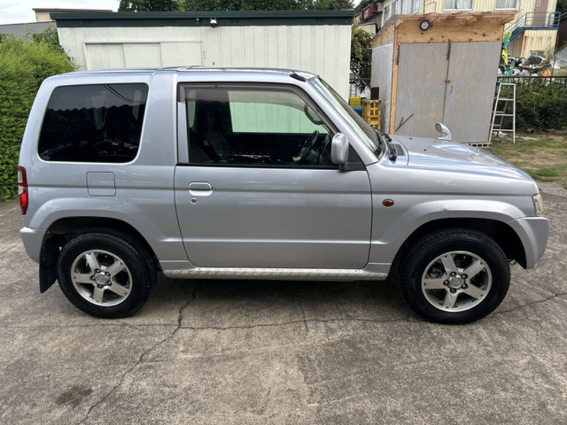 PAJERO MINI