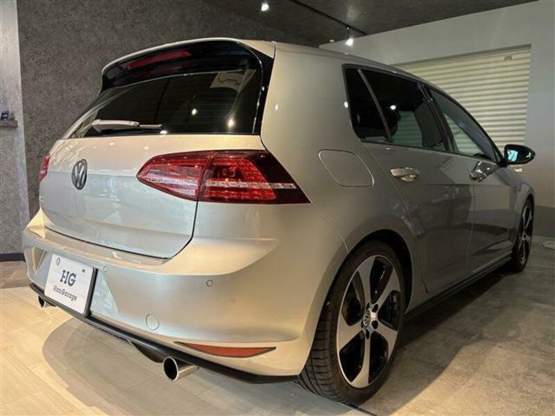 GOLF GTI