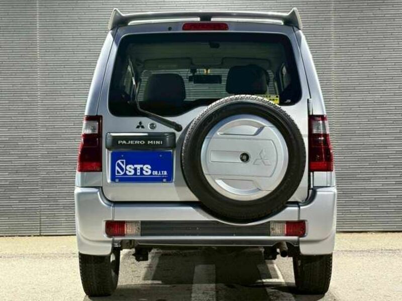 PAJERO MINI
