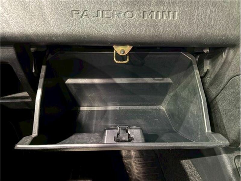 PAJERO MINI