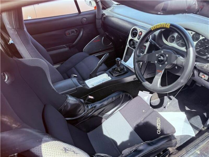 EUNOS ROADSTER