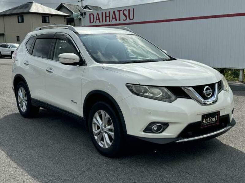 X-TRAIL