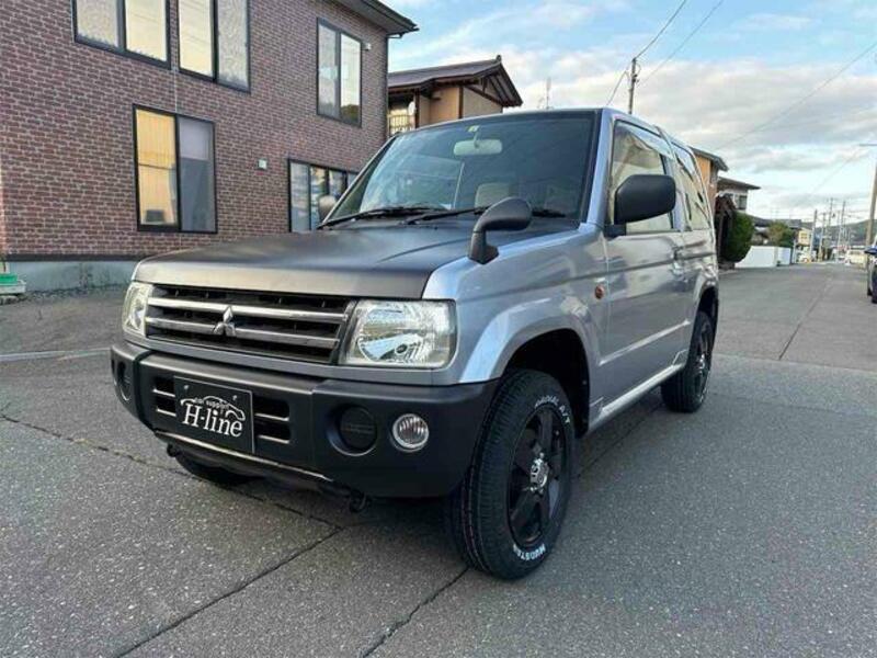 MITSUBISHI PAJERO MINI