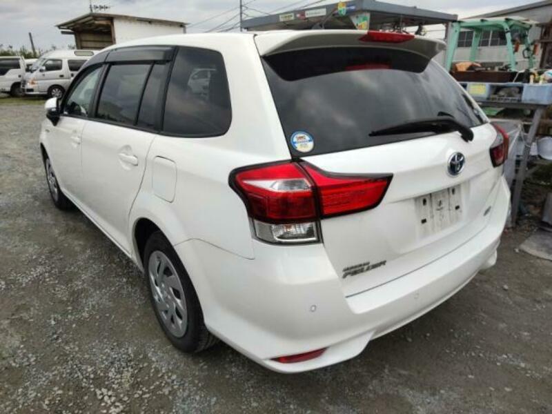 COROLLA FIELDER