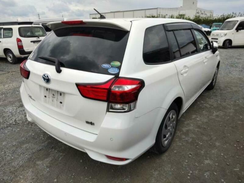 COROLLA FIELDER