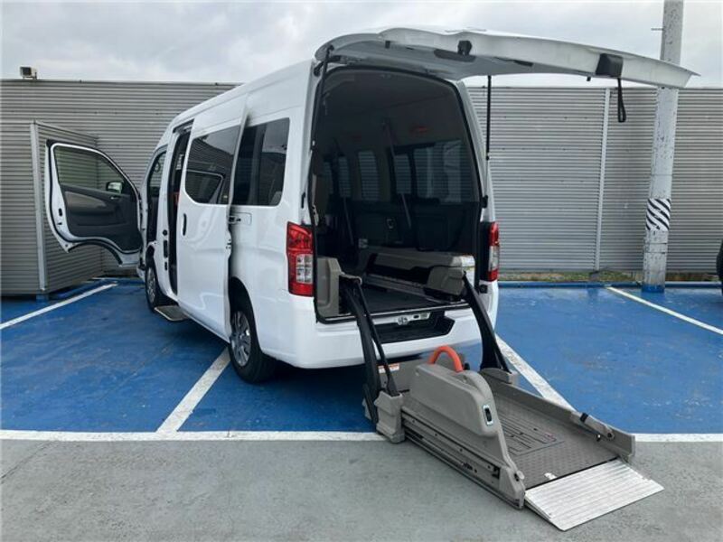 NISSAN NV350 CARAVAN