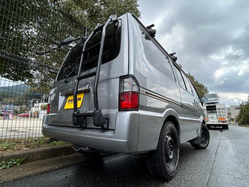 BONGO VAN