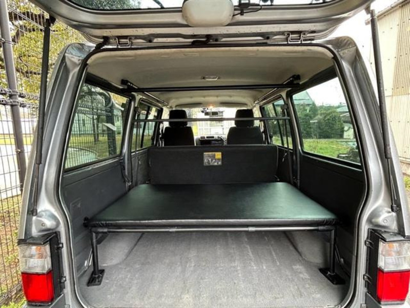 BONGO VAN