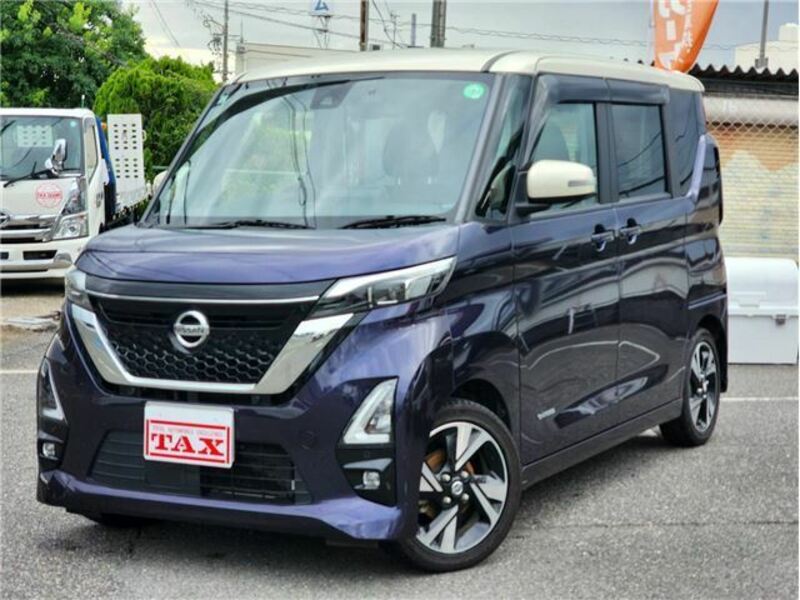 NISSAN ROOX