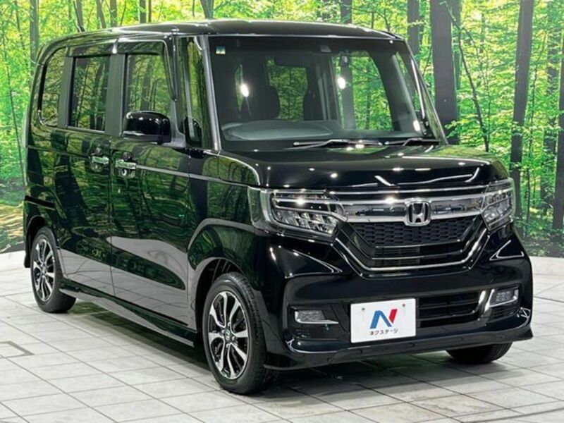 N BOX CUSTOM